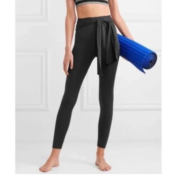 NIKE YOGA LUXE LEGGINGS BLACK 7/8 LEGGING WORKOUT S NWT - Picture 3 of 16